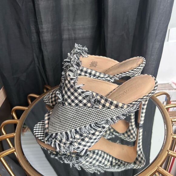 Enzo Angiolini Fallyn Gingham Heels - Picture 3 of 7